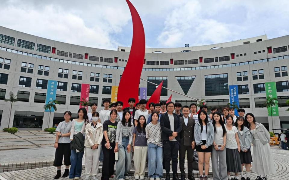 CLE_Kei San Secondary School Summer Experiential Engagement 2026 (group photo)