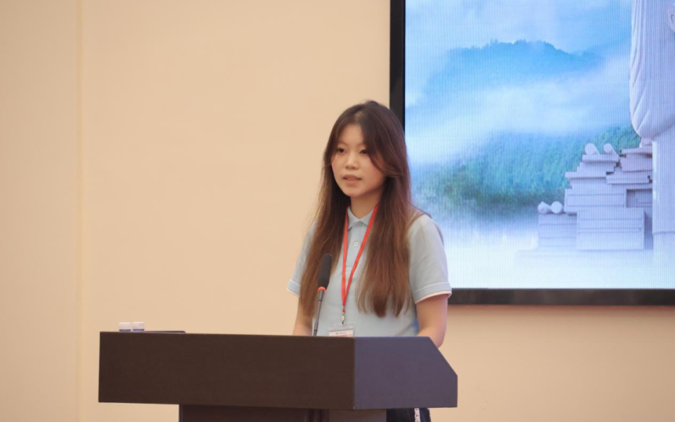 At the closing ceremony, CHEN Sishi, a student in the MA in Chinese Culture, shares her reflections. 