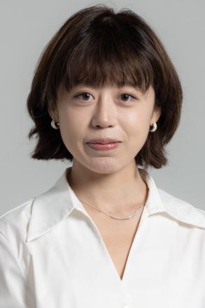 Gloria ZHOU