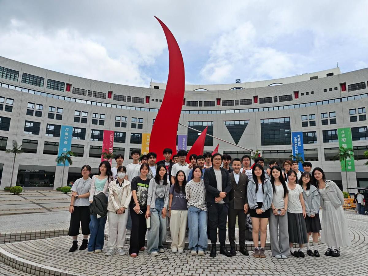 From Coding to Communication: Secondary Students Build English Language Learning Apps at the Summer Experiential Engagement